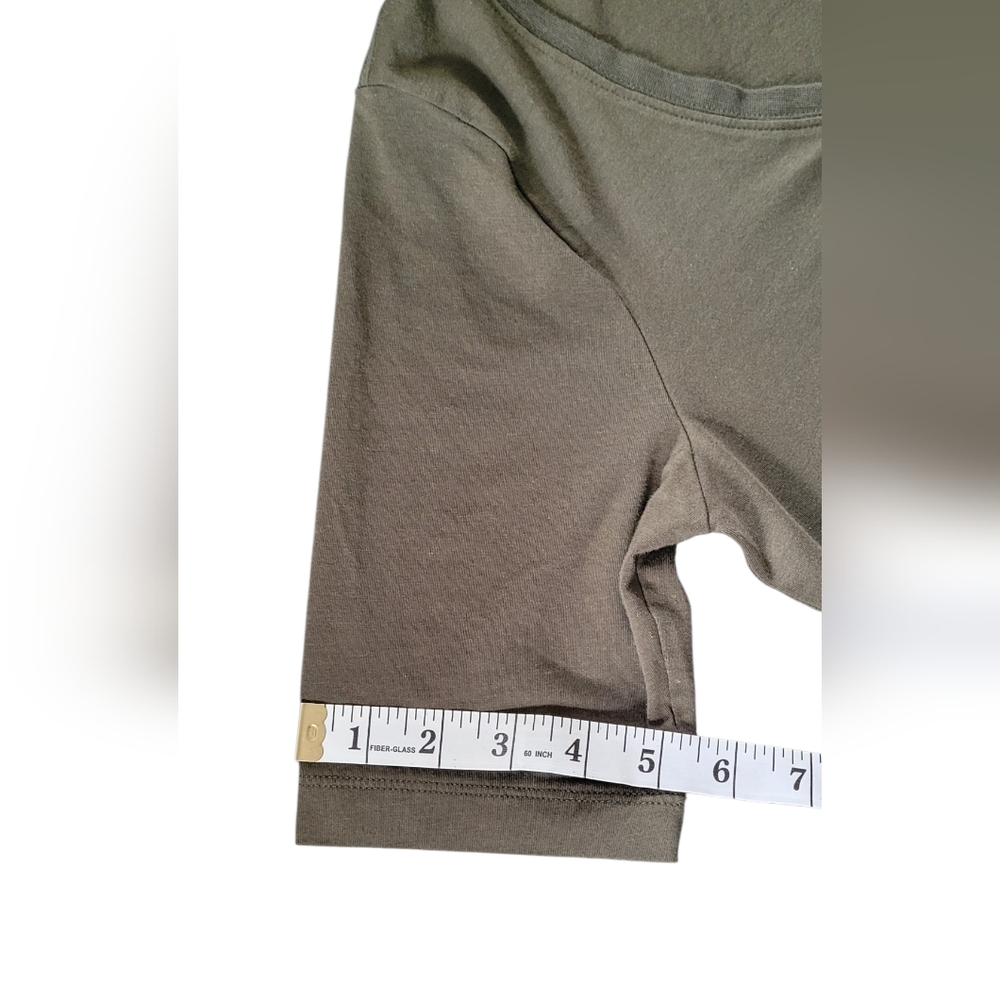 Athleta Outbound Scoop Neck Short Sleeve Tee, Green, Basics, Women's Medium - Picture 12 of 13